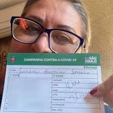 Bastam as duas doses, que é o que recomenda a organização mundial da saúde, disse (confira a partir de 11'40). Zdytebokyhmvmm