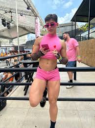 Quem é Zé Longuinho: Tiktoker de Minas Gerais que conquistou o Brasil e  virou sucesso na internet | Jornal de Brasília