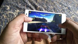 Xolo q1020 review(camera,gaming,otg ...