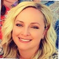 Kristin Shoemaker's Instagram, Twitter & Facebook