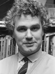 Kom gesels saam op 25 November om 18:00 in Jannie se Leeskamer, waar prof.  Louise Viljoen met Nathan Trantraal en Ryan Pedro in gesprek sal wees. Die Jan  Rabie-Rapportprys vir 'n debuut-