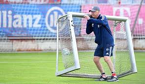 Diese statistik zeigt die erfolge von carlo ancelotti in seiner gesamten trainerkarriere in allen wettbewerben. Carlo Ancelotti Trainiert Nach Bayern Rauswurf Kinder In Jerusalem
