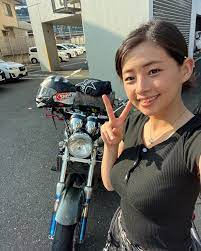 有那(YUNA)♡HondaX4 on Instagram: ". おはよぉ〜‼️☀️🥰 . #ゆうなとバイク #全国制覇旅 #ツーリング #オト女  #バイク女子 #温泉ライダー #バイクが好きだ #lookgoodfeelgood #关注 #igers #x4 #hondax4 #女子ライダー  #バイク好きな人と繋がりたい #バイク乗りと ...