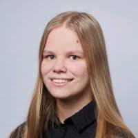 1400+ 'Sandra' profiles