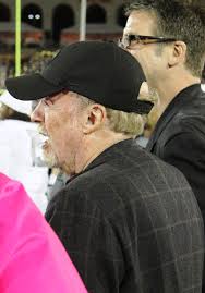 The nike gift cards are available in a variety of denominations, including $250.00, $100.00, $75.00, $50.00 this gift card is not redeemable at hurley retail stores. Phil Knight Wikipedia