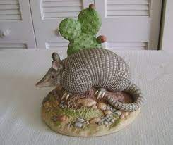 Kazmar Wildlife Impressions Tex The Armadillo Wildlife Young Animal Animal Figurines