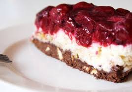 Ein super kuchen ohne backen mit frischkäsecreme und kirschen. Schichttorte Mit Nutella Zwieback Sahne Frischkase Nussen Kirschen Und Einem Tiefen Seufzer Nutella Kuchen Backen Kuchen Und Torten Rezepte Lecker Backen