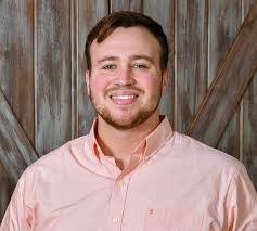 Alex Pullen's Instagram, Twitter & Facebook