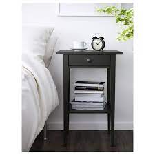 Now that i have a new bed with a lower platform profile, i need shorter side tables. Hemnes Komodin Venge 46x35x70 Cm Ikea Yatak Odalari Hemnes Bedside Table Hemnes Nightstand Small Space Bedroom