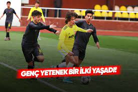 Check spelling or type a new query. Video Arda Guler Fenerbahce De Ilk Kez Kadroya Alindi Ici Icine Sigmadi Asist Analiz