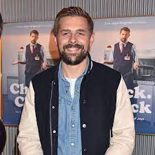 Einen kleinen liebes aufruf fur den sympathischen moderator klaas heufer umlauf 28. Das Ist Die Freundin Von Klaas Heufer Umlauf Cosmopolitan