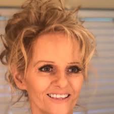 Lisa Donelson (@craftylisad)