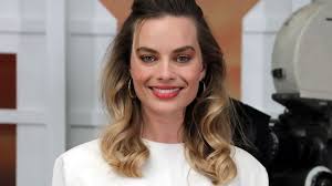 Margot robbie is the new face of chanel. Margot Robbie Gabrielle Chanel Essence Photos Are Gorgeous Stylecaster