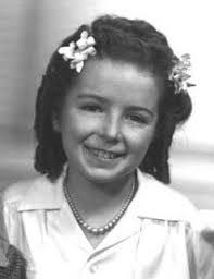 Vickie Nye's Instagram, Twitter & Facebook