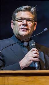 Eight priests with Kern County ties accused of past sexual abuse, list  shows