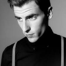 Mike Tompkins