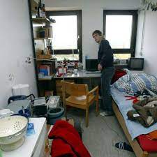 Work at friedrich dessauer haus? Studentenbude Dringend Gesucht Karriere