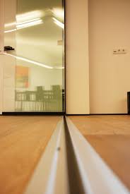 Barrierefreie Glas Faltwand Rahmenlose Optik Sunflex Aluminiumsysteme Glasschiebetur Faltwand Glas