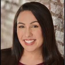 Amanda Dipaolo's Instagram, Twitter & Facebook