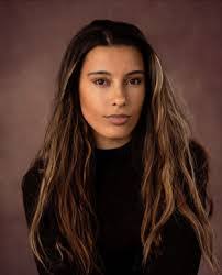 Polly Stokes's Instagram, Twitter & Facebook