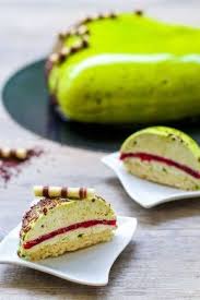 Entremet Mousse De Pistache Insert Framboise Et Biscuit Dacquoise Les Delices De Marina Recettes De Cuisine Cuisine Et Boissons Insert Framboise