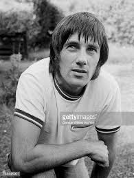 HAPPY BIRTHDAY! Bob Henrit (Argent, The Kinks, DayBreakers, Roulettes, Unit  Four Plus Two, GB Blues Band) (81) Robert John "Bob" Henrit, born May 2,  1944, in Broxbourne, Hertfordshire, England, is an English