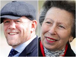 Anne Mike's Instagram, Twitter & Facebook