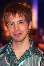 Julio Torres's Instagram, Twitter & Facebook