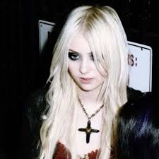 Anything I missed?? #accutane #accutanecheck #accutanejourney #accutan...