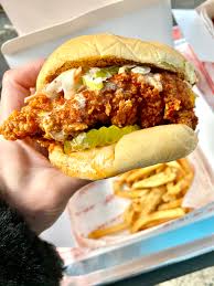 And locals say it's better than popeye's. Haven Hot Chicken Opens October 17 Bringing Nashville Hot Chicken To Downtown New Haven Ct Bites