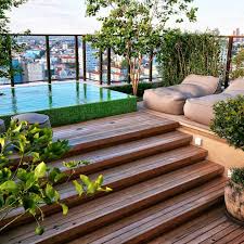 Entspannen Im Pool 10 Fabelhafte Ideen Fur Mehr Wellness Im Garten Homify In 2020 Schone Terrasse Pool Terrasse