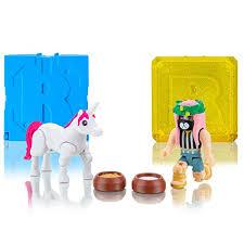 Last updated on april 28, 2021. Buy Roblox Celebrity Collection Club Figure Pack Two Mystery Figure Bundle Includes 3 Exclusive Virtual Items Toys R Us