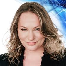 Tanya Dunham's Instagram, Twitter & Facebook