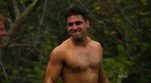 By radar staff sorry ladies, if you were hoping to get a chance to win over roberto martinez's heart on the bachelor that's not going to happen because. Bachelorette Finale Spoilers Is Ali Fedotowsky Really Engaged To Roberto Martinez Has Reality Steve Been Fleissed Gina Carbone Stories