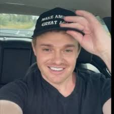 Kenny Cody (@KDCodyTN)