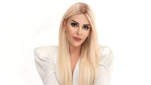 Kendi markasını kuran selin ciğerci yoğun iş temposuna ara verip soluğu bodrum'da aldı. Selin Cigerci Kimdir Selin Cigerci Kac Yasinda Ve Nereli Iste Selin Cigerci Hayat Hikayesi