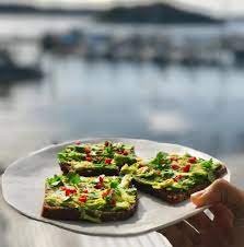 Theo wargo/getty images gale revealed her diet to vogue australia and it's just as healthy as you'd imagine. Victoria S Secret Model Kelly Gale On Her Exercise And Diet Plan Ahead Of The 2017 Show Vogue Australia