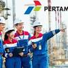 Status pegawai bumn adalah sebagai karyawan sebagaimana yang berlaku pada karyawan swasta yang terikat dengan kontrak perjanjian kerja. 1