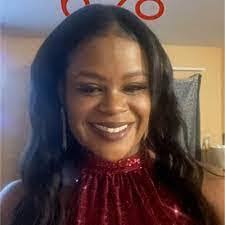 Latisha Estes's Instagram, Twitter & Facebook