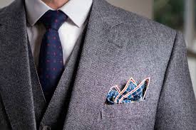 The modern version we know today was predated. How To Fold A Pocket Square Man Of Many