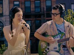 Solar power is coming this year ✨ followed by @lorde ✨. Zszcg4xceqhmlm