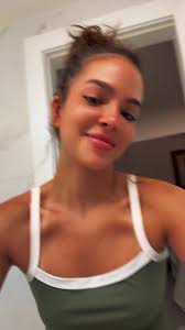 Dancinha da Mel Maia: Vídeos Vazados e Danças Divertidas