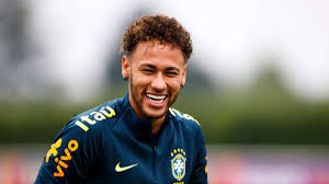 Нейма́р да си́лва са́нтос жу́ниор (порт. Fussballstar Neymar So Kam Er Zu Unermesslichem Reichtum Und Dafur Gibt Er Sein Geld Aus Geld