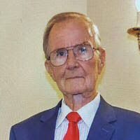 Stephen Wayne's Instagram, Twitter & Facebook