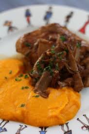 Quasi De Veau Aux Champignons Audrey Cuisine Quasi De Veau Recettes De Cuisine Recette Roti De Veau