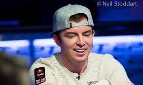 Intriguojantis EPT finalas