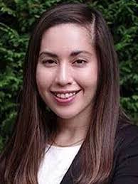 Doris Esperanza's Instagram, Twitter & Facebook