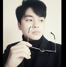 PSG's Warren Zaïre-Emery, at 16 years and 343 days, becomes the youngest  player ever to start an UEFA Champions League knockout stage game in  history! 🇫🇷 He's doing so against Bayern Munich 👀