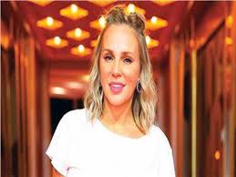 تعاقدات الفنانة شيرين رضا، على المشاركة في فيلم القاهرة مكة، ومن المقرر أن تُنهى الشركة المنتجة حاليا التعاقدات مع باقي فريق عمل الفيلم استعداداً للانطلاق التصوير. Ø¨ÙÙŠØ¯ÙŠÙˆ Ù„Ø­Ø±Ø§Ø¦Ù‚ Ø§Ù„ØºØ§Ø¨Ø§Øª Ø´ÙŠØ±ÙŠÙ† Ø±Ø¶Ø§ ØªØ«ÙŠØ± Ø§Ù„Ø¬Ø¯Ù„ ÙˆØ§Ù†Ù‚Ø³Ø§Ù… Ø¢Ø±Ø§Ø¡ Ù…ØªØ§Ø¨Ø¹ÙŠÙ‡Ø§ ÙÙŠØ¯ÙŠÙˆ Ø¨ÙˆØ§Ø¨Ø© Ø£Ø®Ø¨Ø§Ø± Ø§Ù„ÙŠÙˆÙ… Ø§Ù„Ø¥Ù„ÙƒØªØ±ÙˆÙ†ÙŠØ©