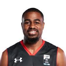 Jaye Willis's Instagram, Twitter & Facebook